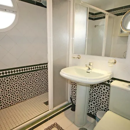 Two-bedroom Holiday In Estepona